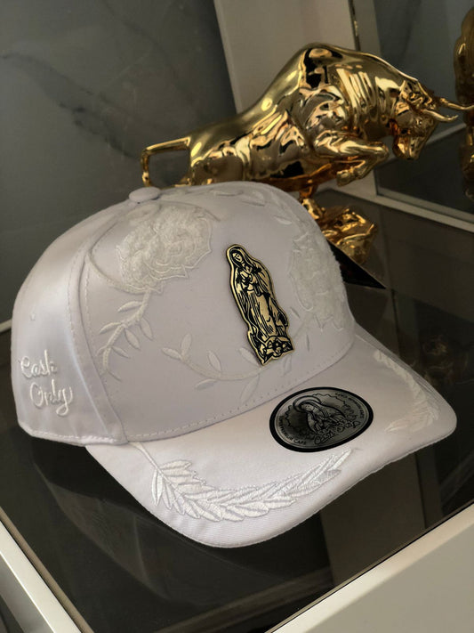 GORRA PREMIUN DE LA VIRGENCITA BLANCA ONLY